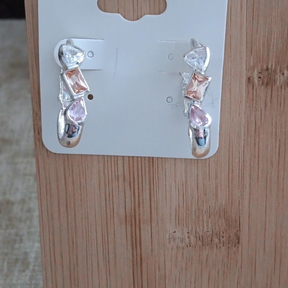 Silver Tone Clear, Gold and Pink Gemstone Leverback Earrings - Picture 6 of 8